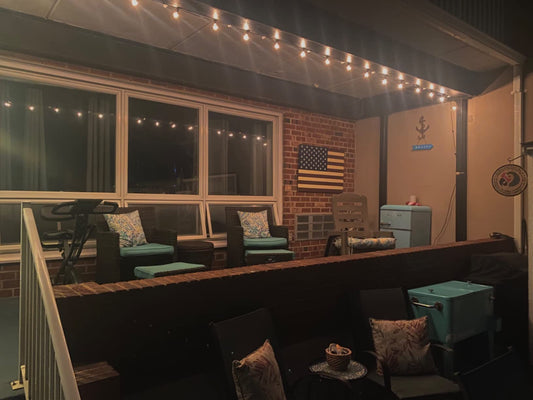 Gluroo pull string light fixture