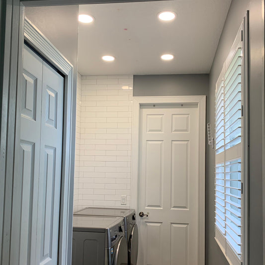 Gluroo Recessed Ceiling Light