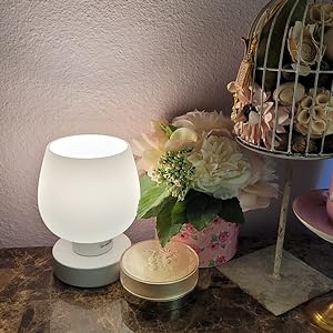 bedroom table lamp