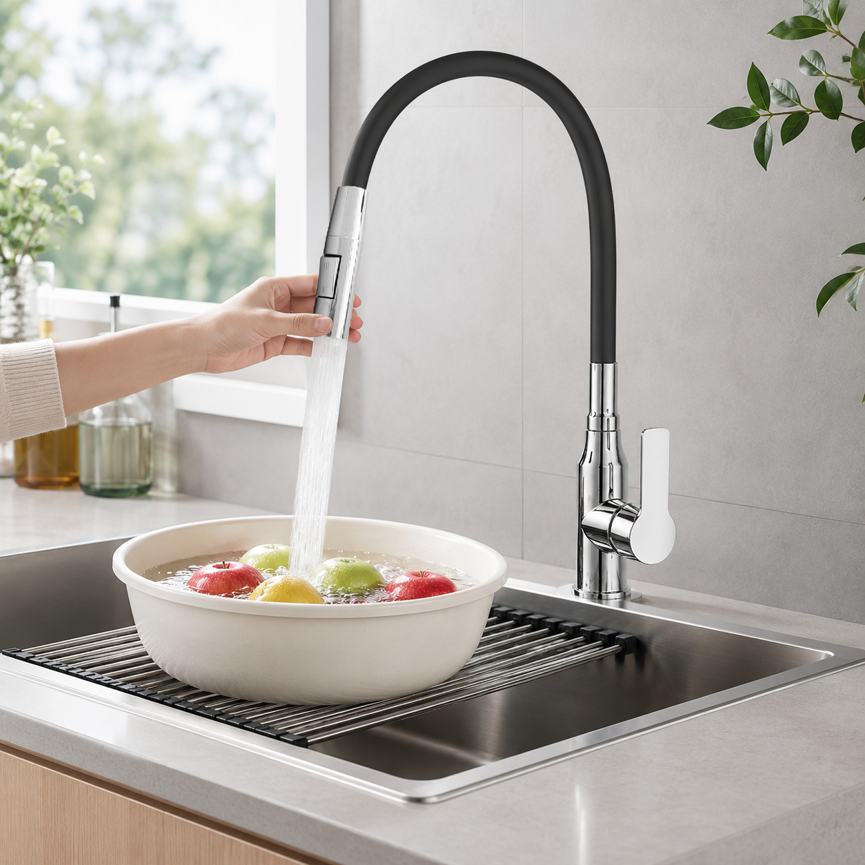 Single-lever faucets for sinks Flexible Sink Faucet, 2 Spray Modes, 360° Swivel, Bendable Spout, Stainless Steel, 1/2" Connector