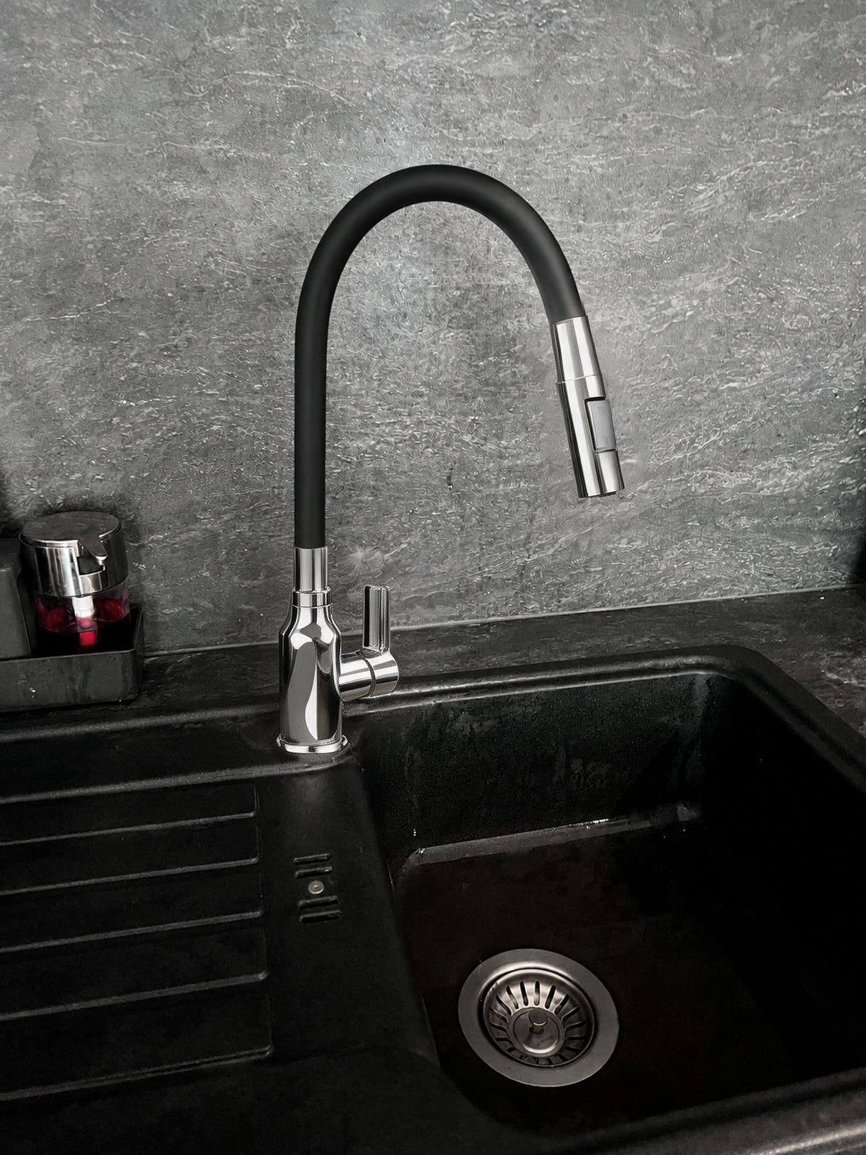 Single-lever faucets for sinks Flexible Sink Faucet, 2 Spray Modes, 360° Swivel, Bendable Spout, Stainless Steel, 1/2" Connector