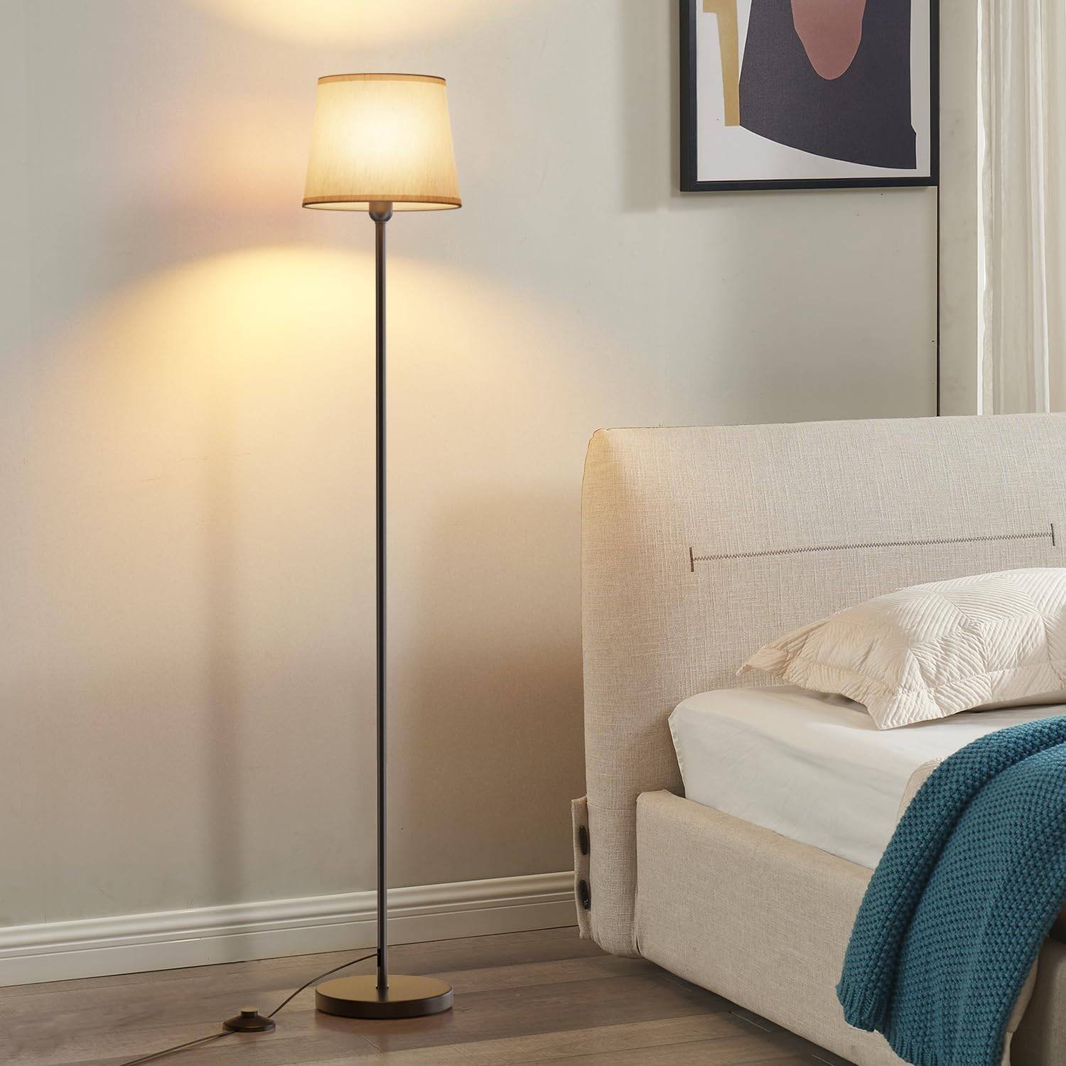 Floor lamp with remote control