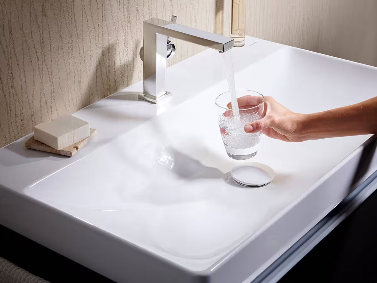 Gluroo Bathroom faucet collection scene graph