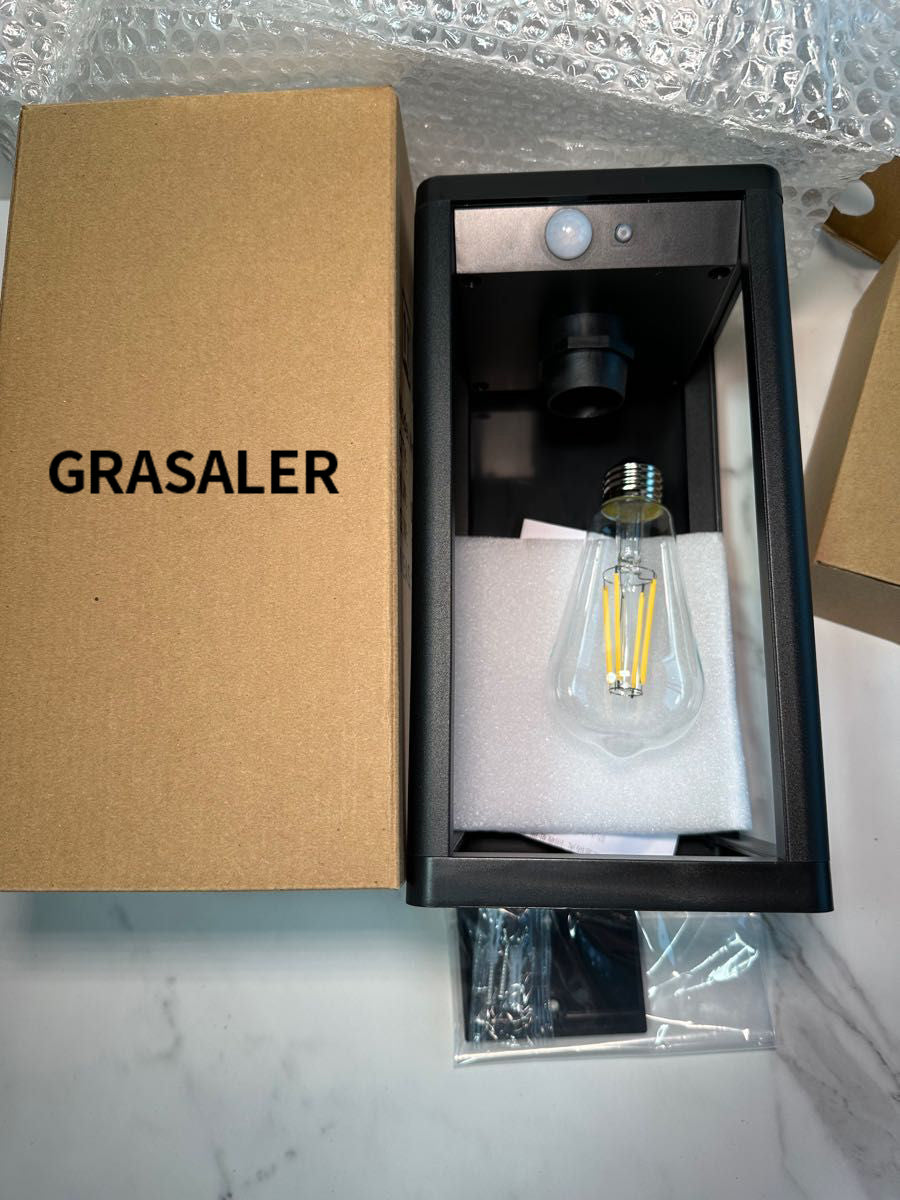 GRASALER Wall lights; Safety lamps; Solar-powered all-weather lights; Lighting fixtures;Outdoor electrical lighting fixtures